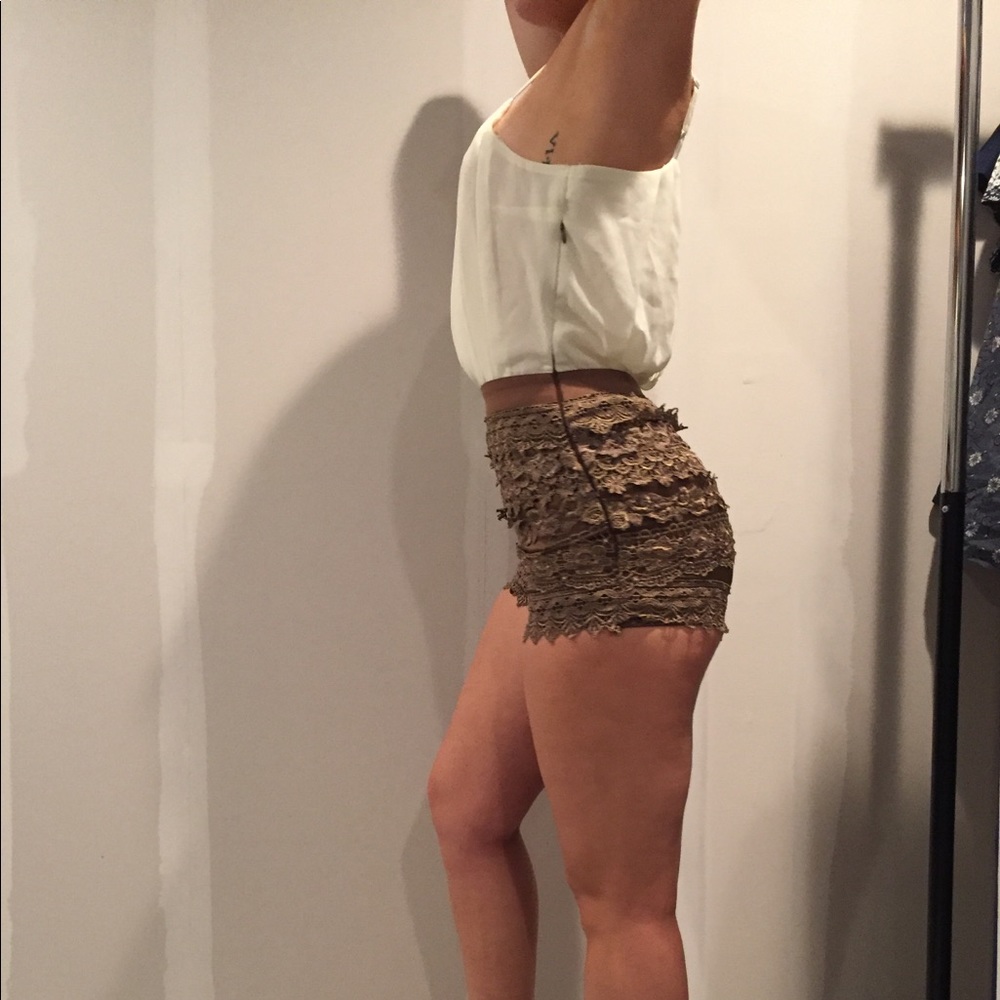 Romper lace detail ( cream white and brown )
